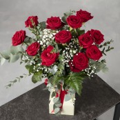 12 Long Stem Red Rose Luxury Bouquet